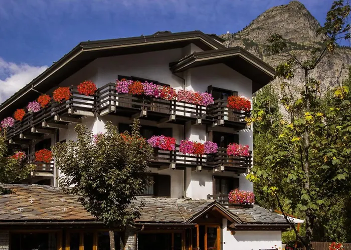 Hotel Les Jumeaux Courmayeur